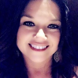 Meet your Posher, Carolee